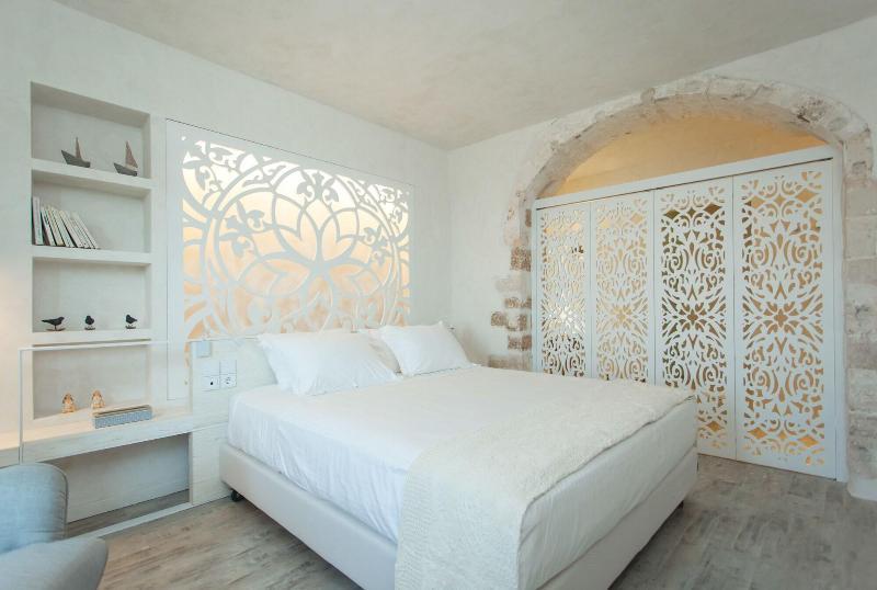 ホテル Domus Fresco ハニア エクステリア 写真
